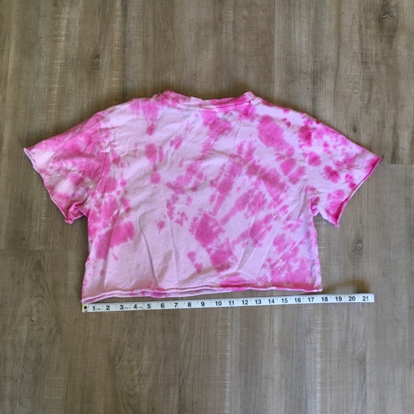 Cropped & tie- dyed Rolling Stones Graphic tee. - Picture 3 of 8